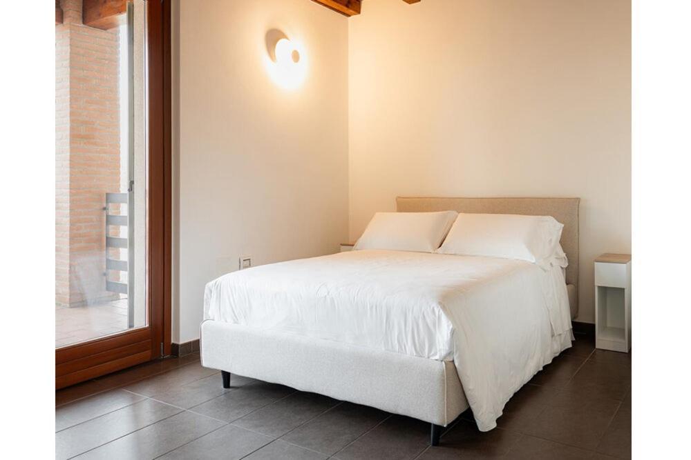 Bes Residence Bergamo Polaresco ภายนอก รูปภาพ
