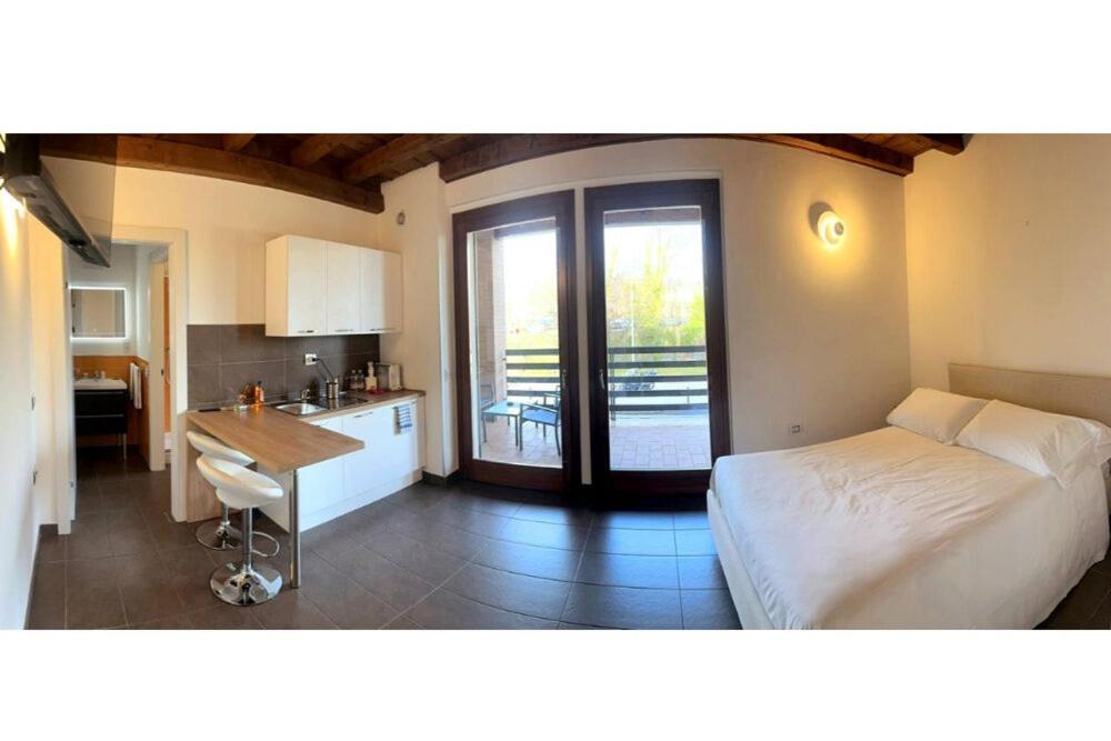 Bes Residence Bergamo Polaresco ภายนอก รูปภาพ